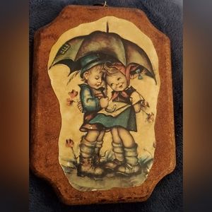 Vintage Hummel wall hangings. Set Of 2 !.